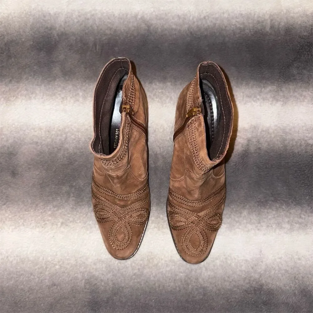 Very Volatile Women's Brown Western Embroidered Ankle Boots Size 9